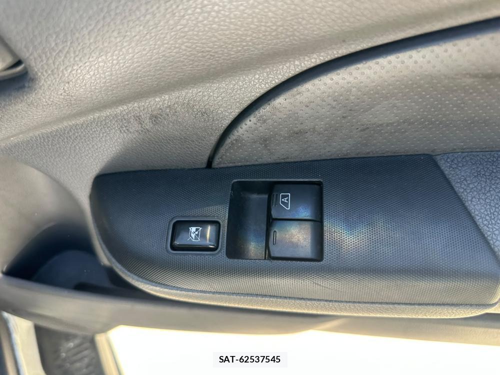 Nissan NV350 Caravan 2020-06 7534194-20