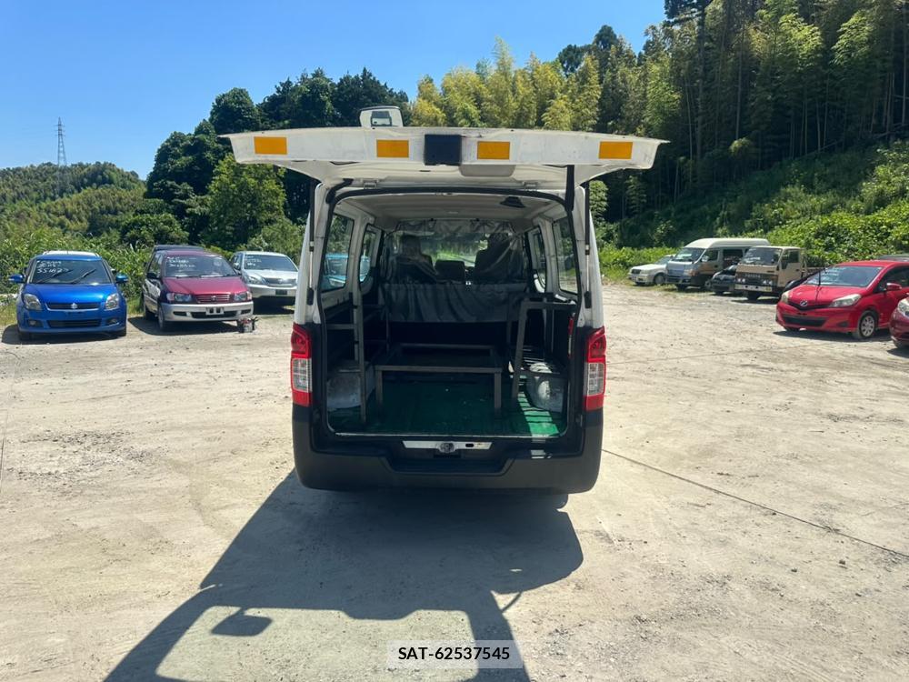 Nissan NV350 Caravan 2020-06 7534194-24
