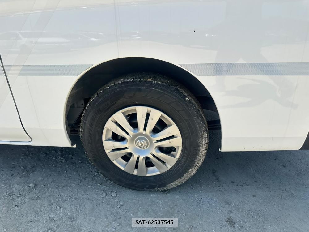 Nissan NV350 Caravan 2020-06 7534194-28