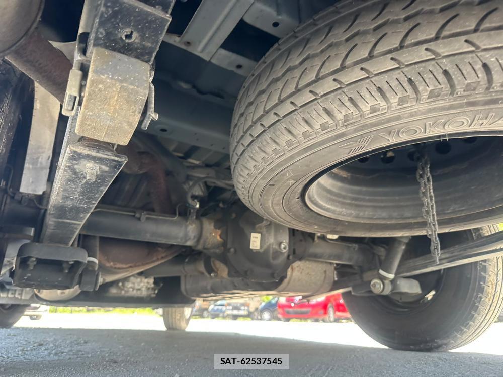 Nissan NV350 Caravan 2020-06 7534194-32