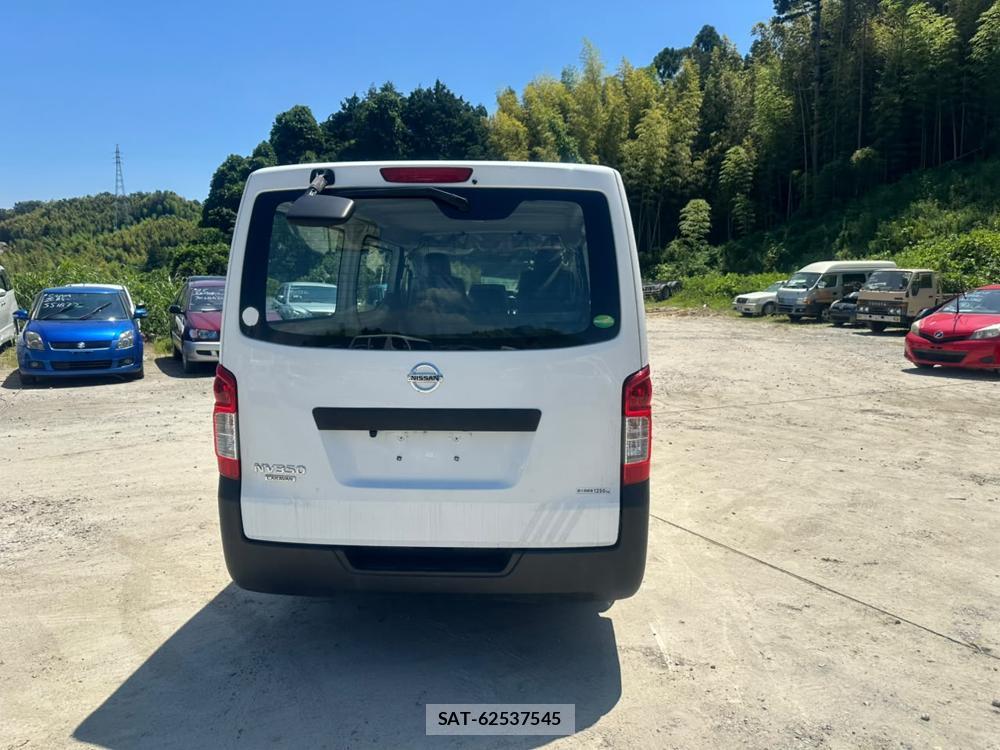 Nissan NV350 Caravan 2020-06 7534194-3