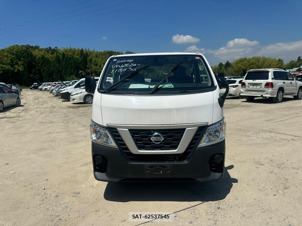 Nissan NV350 Caravan 2020-06 7534194-7