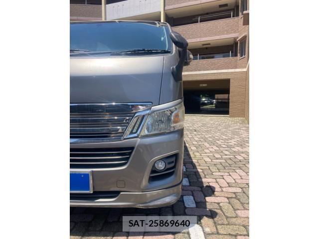 Nissan NV350 Caravan 2012-07 7980438-2