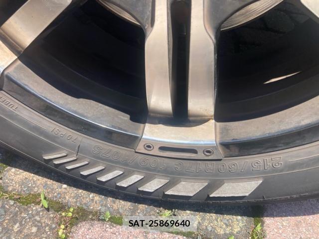 Nissan NV350 Caravan 2012-07 7980438-8