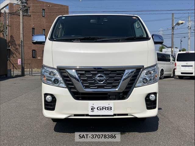 Nissan NV350 Caravan 2017-06 8037408-1