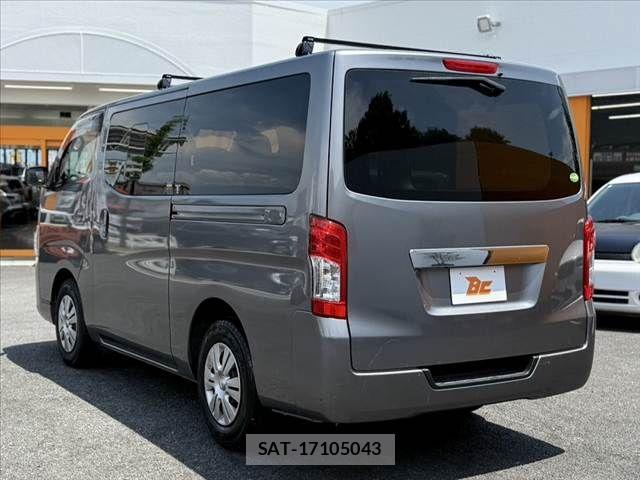 Nissan NV350 Caravan 2019-09 8037413-12