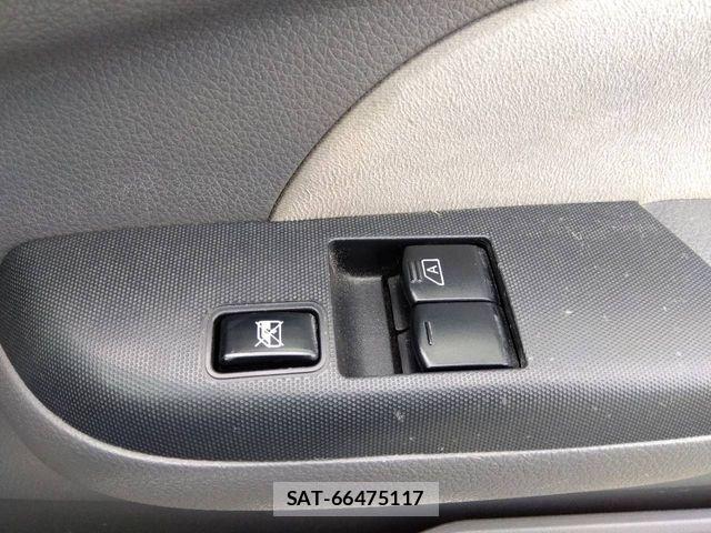 Nissan NV350 Caravan 2014-06 8037412-8