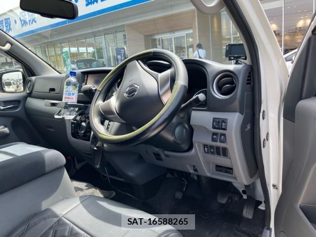 Nissan NV350 Caravan 2020-04 8037411-10