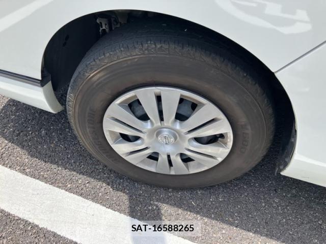 Nissan NV350 Caravan 2020-04 8037411-18