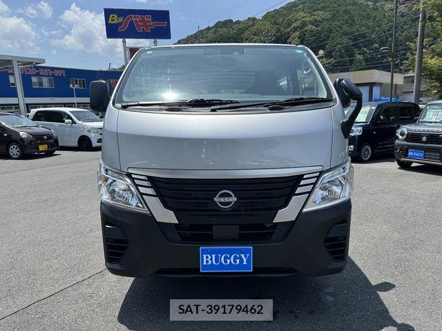 Nissan NV350 Caravan 2024-07 8037409-1