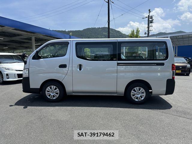 Nissan NV350 Caravan 2024-07 8037409-7
