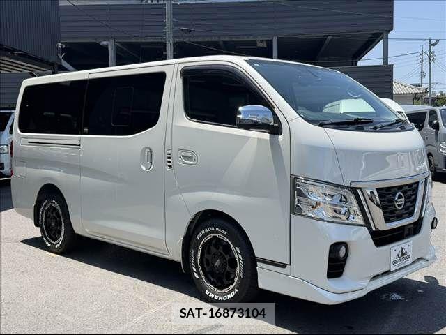 Nissan NV350 Caravan 2017-08 8037410-10
