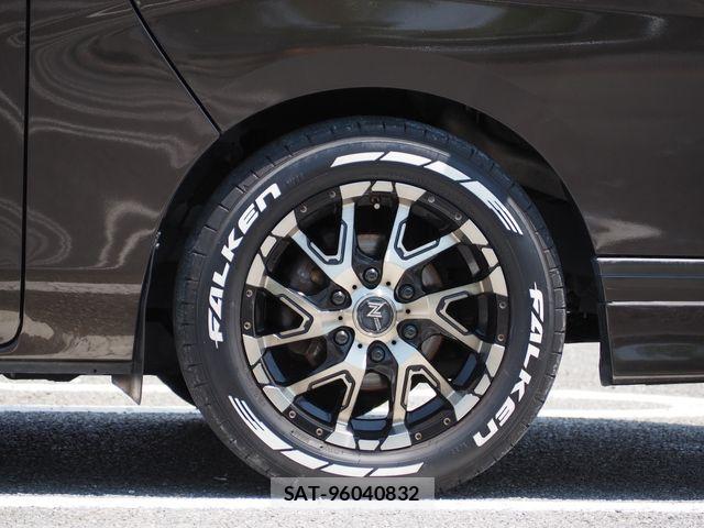Nissan NV350 Caravan 2016-05 8075013-7