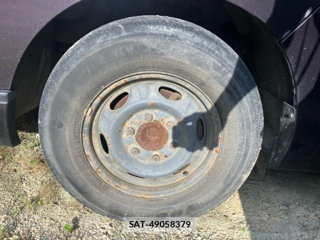 Nissan NV350 Caravan 2012-09 8075014-11