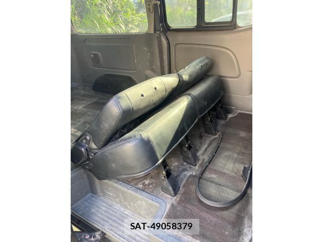 Nissan NV350 Caravan 2012-09 8075014-19