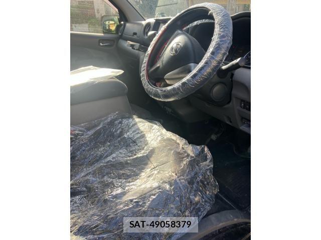 Nissan NV350 Caravan 2012-09 8075014-21