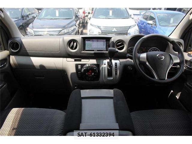 Nissan NV350 Caravan 2018-02 8075012-22