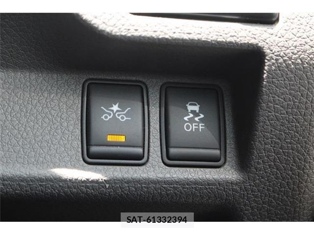 Nissan NV350 Caravan 2018-02 8075012-5