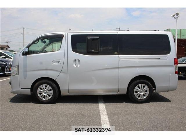 Nissan NV350 Caravan 2018-02 8075012-8