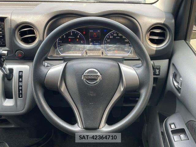 Nissan NV350 Caravan 2018-06 8101008-13
