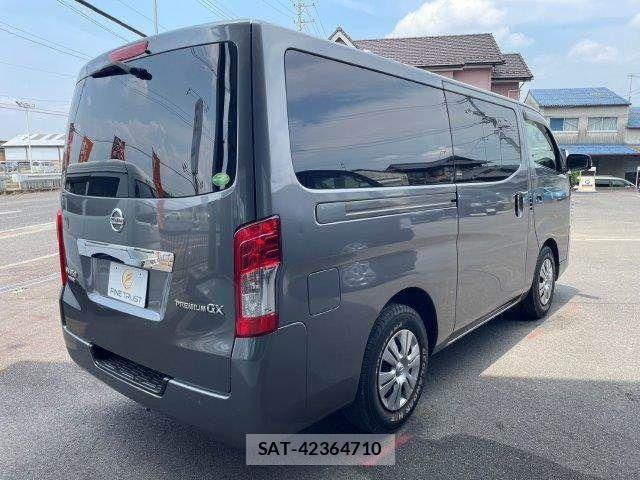 Nissan NV350 Caravan 2018-06 8101008-19