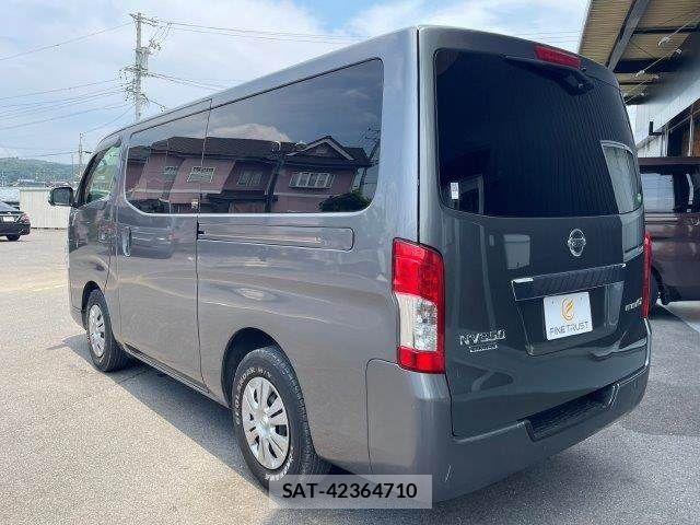 Nissan NV350 Caravan 2018-06 8101008-21