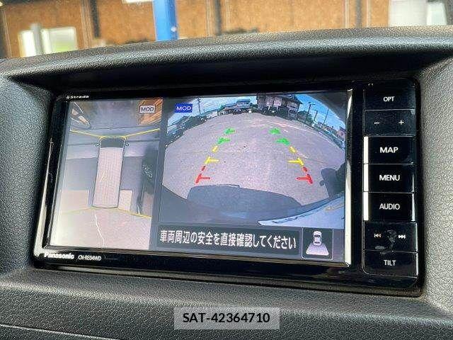 Nissan NV350 Caravan 2018-06 8101008-4