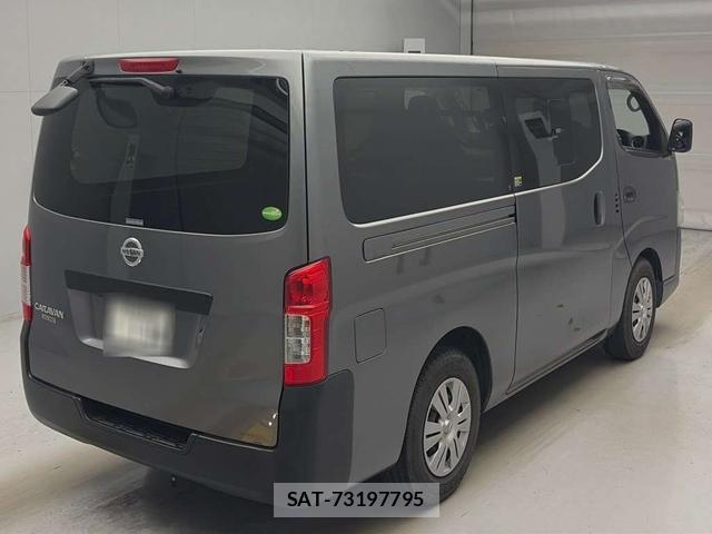 Nissan NV350 Caravan 2020-11 8107909-1