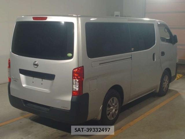 Nissan NV350 Caravan 2020-04 8107911-1