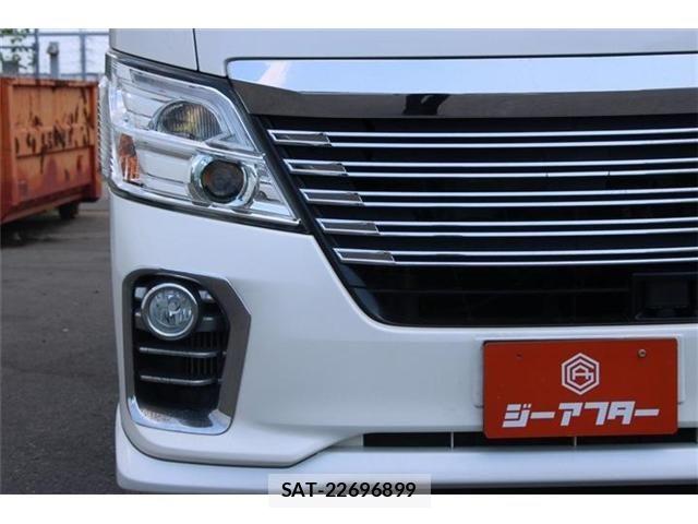 Nissan NV350 Caravan 2018-12 8131737-12