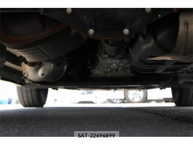 Nissan NV350 Caravan 2018-12 8131737-17