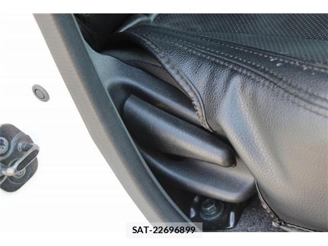 Nissan NV350 Caravan 2018-12 8131737-19