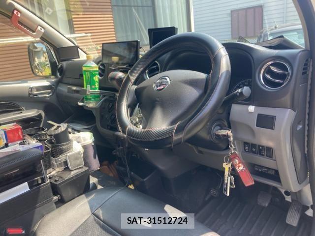 Nissan NV350 Caravan 2012-12 8146376-11