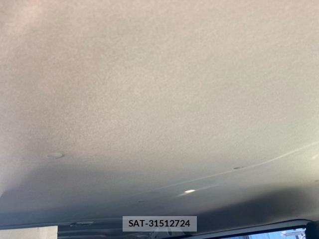 Nissan NV350 Caravan 2012-12 8146376-13