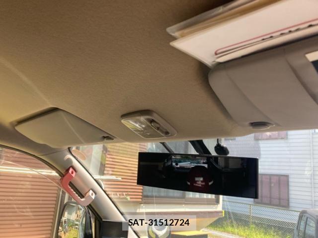 Nissan NV350 Caravan 2012-12 8146376-14