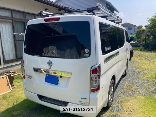 Nissan NV350 Caravan 2012-12 8146376-1