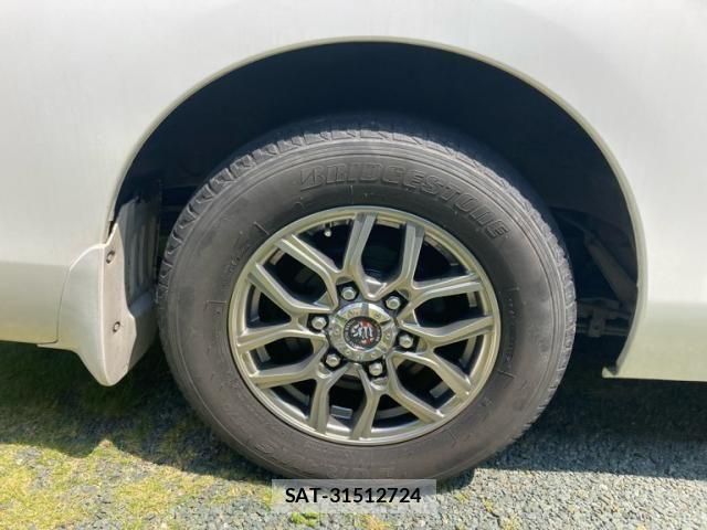 Nissan NV350 Caravan 2012-12 8146376-6