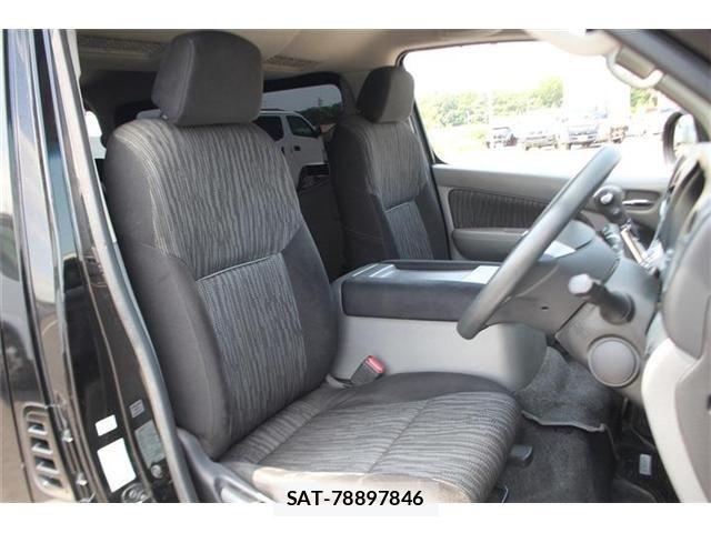 Nissan NV350 Caravan 2021-06 8146374-13