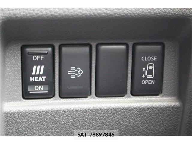 Nissan NV350 Caravan 2021-06 8146374-3