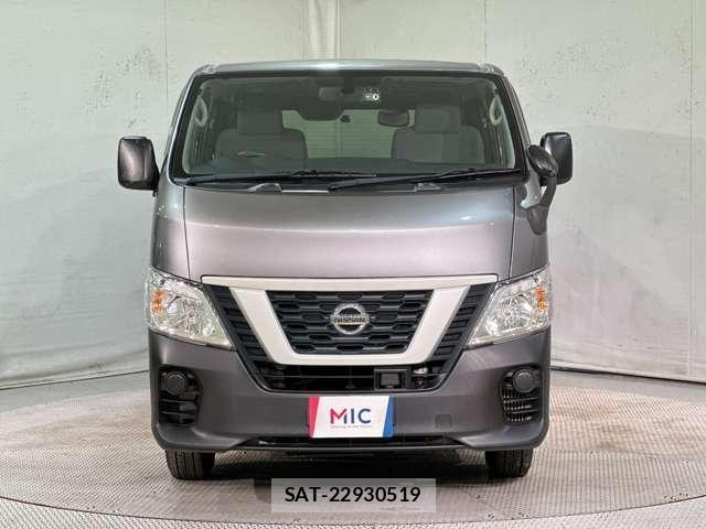 Nissan NV350 Caravan 2021-06 8158951-2