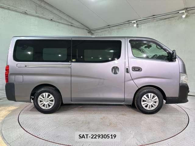 Nissan NV350 Caravan 2021-06 8158951-3