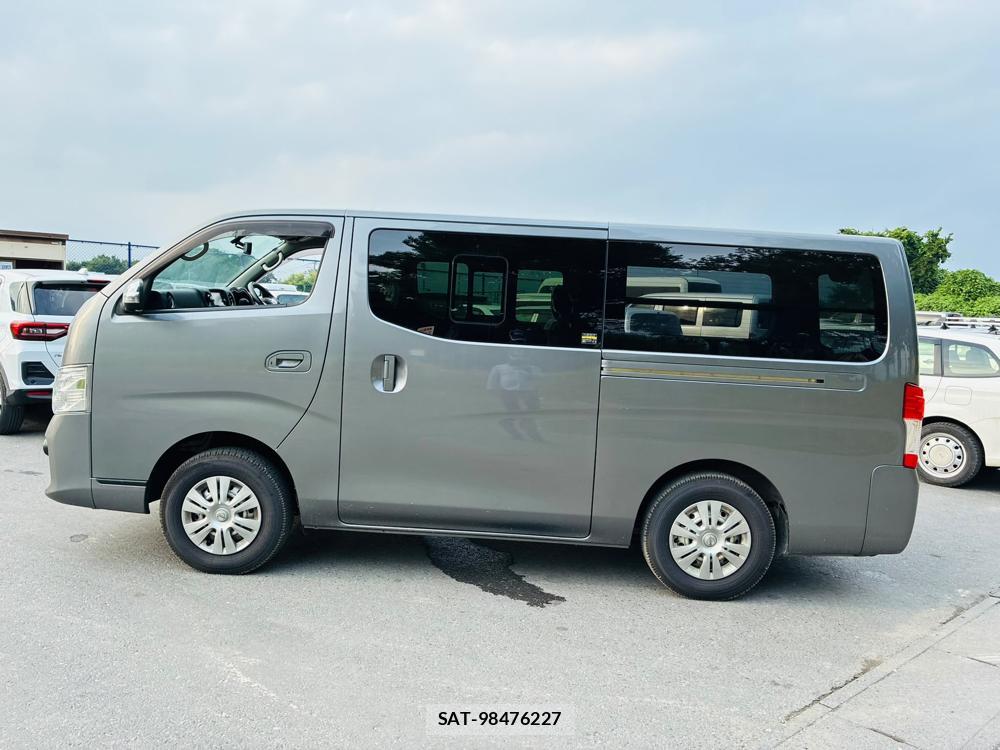 Nissan NV350 Caravan 2020-06 8068526-1
