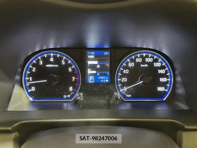 Nissan NV350 Caravan 2018-12 8209359-10