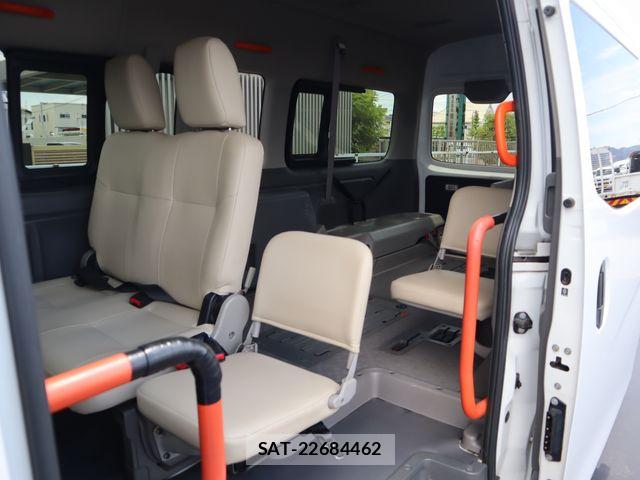 Nissan NV350 Caravan 2020-04 8209355-10