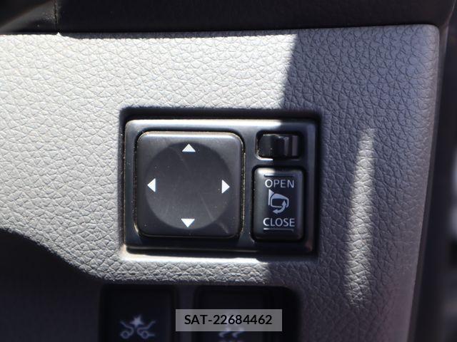 Nissan NV350 Caravan 2020-04 8209355-16