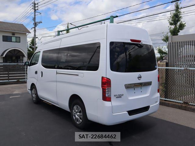 Nissan NV350 Caravan 2020-04 8209355-21