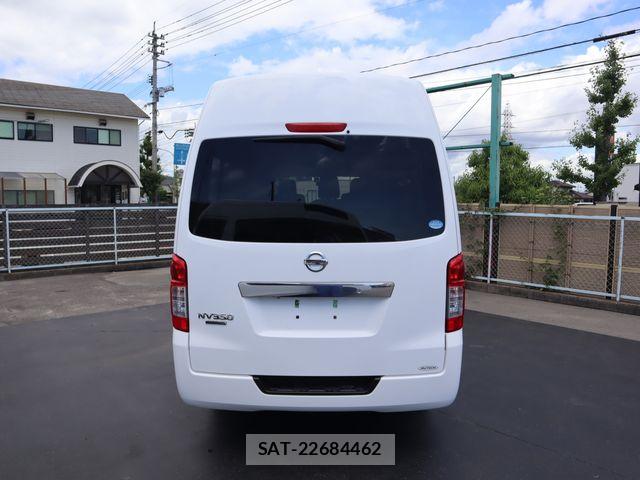 Nissan NV350 Caravan 2020-04 8209355-22