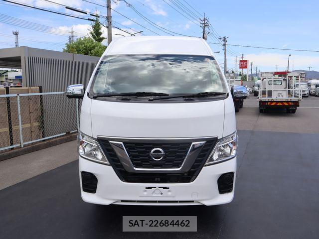 Nissan NV350 Caravan 2020-04 8209355-24