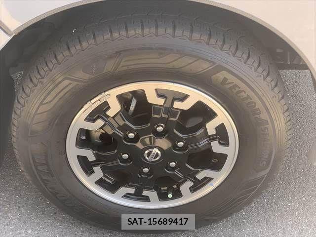 Nissan NV350 Caravan 2021-03 8209356-13