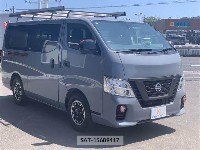 Nissan NV350 Caravan 2021-03 8209356-15